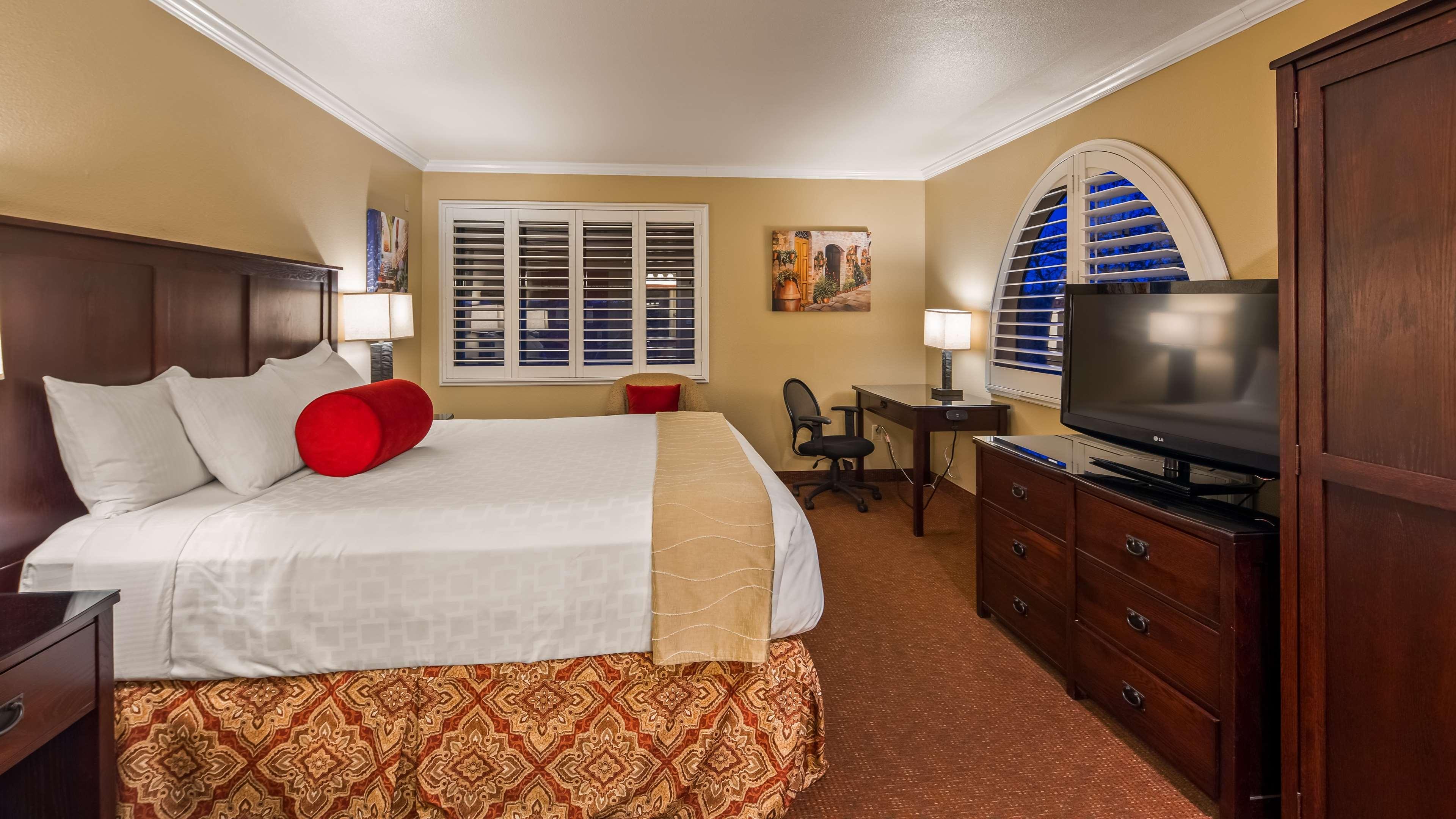 Western Dry Creek 3* Healdsburg